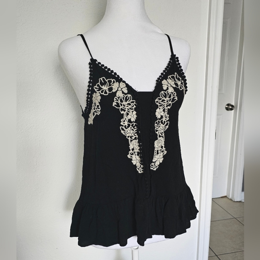 Black boho floral spaghetti strap top size small